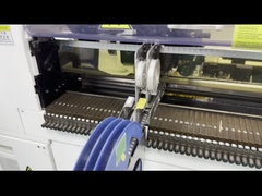 膜のキーパッドの多数のドームの位置を制御しなさい